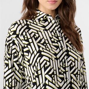 Size Medium Ladies Karl Lagerfeld Geometric Black and White Blouse